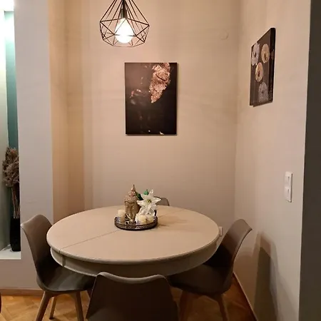 Gnaios Penthouse 아파트 *