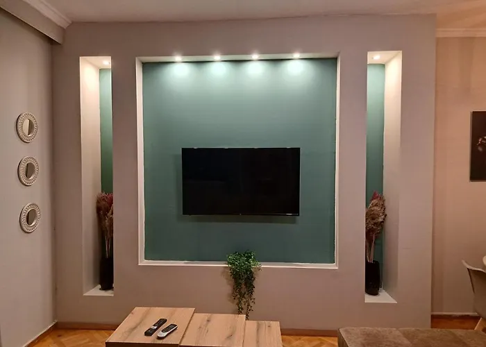 Gnaios Penthouse Apartmán *