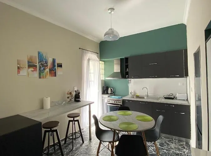 Gnaios Penthouse Apartmán *