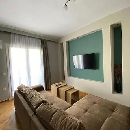 Gnaios Penthouse *