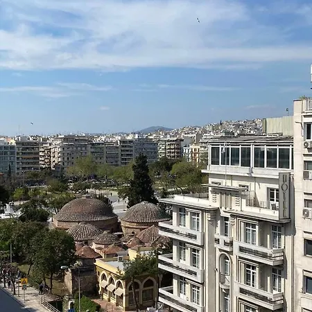 Gnaios Penthouse Apartment Thessaloniki