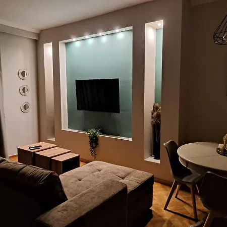 Gnaios Penthouse Apartment Thessaloniki